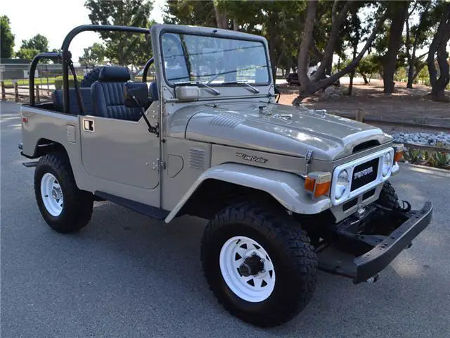 1981 toyota land cruiser 4x4, restored