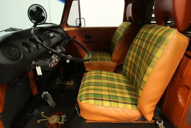 very original westy camper, 1700 cc flat 4, 4 sp man., stock interior, runs gr8!