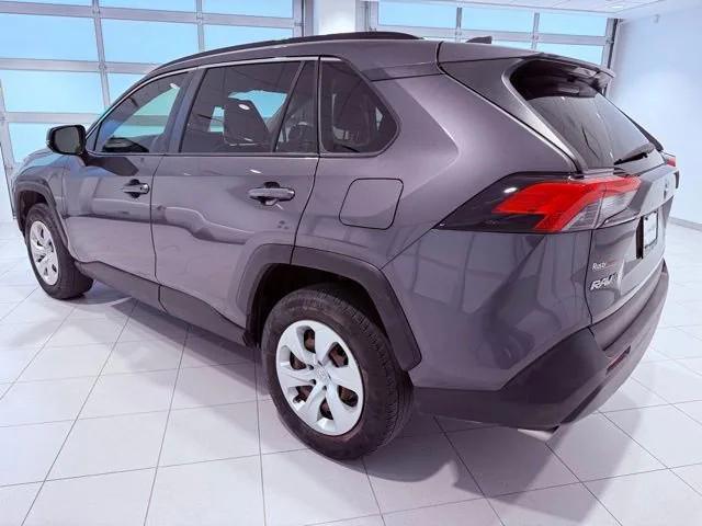 2019 toyota rav4 le
