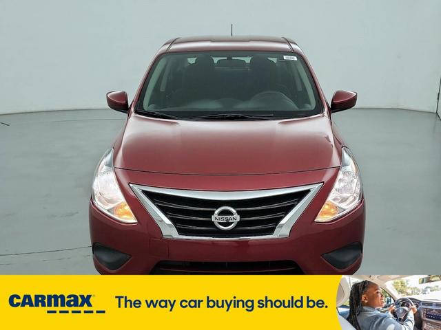 2019 nissan versa sv