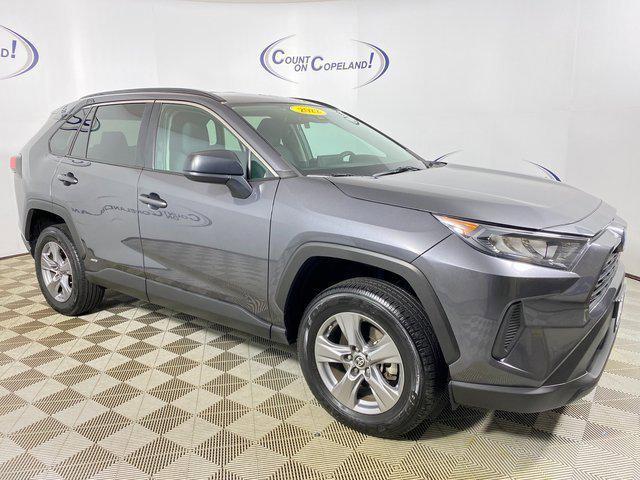 2022 toyota rav4 hybrid le