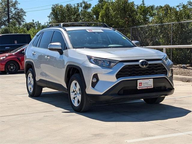 2019 toyota rav4 xle