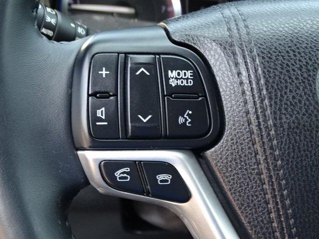 used 2016 toyota highlander xle v6 canton, ma 02021 for sale in canton, massachusetts