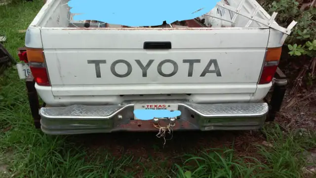 1988 toyota xtra cab truck no rust: texas non repairable vehicle title