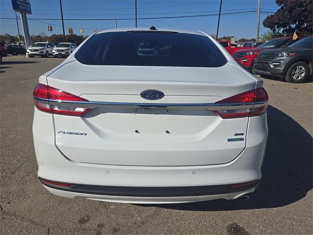 2018 ford fusion se