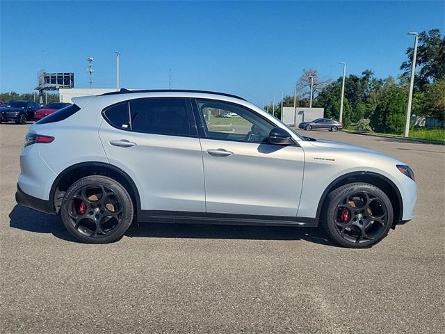 2024 alfa romeo stelvio ti