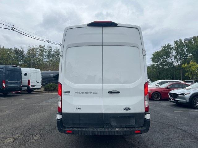 2023 ford transit-250 base