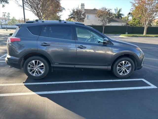 2018 toyota rav4 hybrid xle