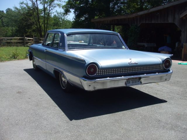 very nice origial classic 2 door runs and drives great!
