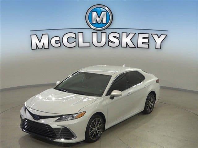 2022 toyota camry hybrid xle in cincinnati, ohio