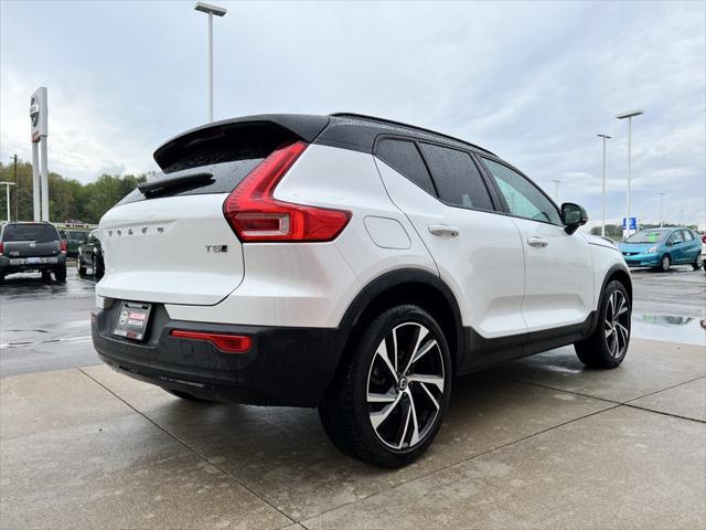 2022 volvo xc40 r-design
