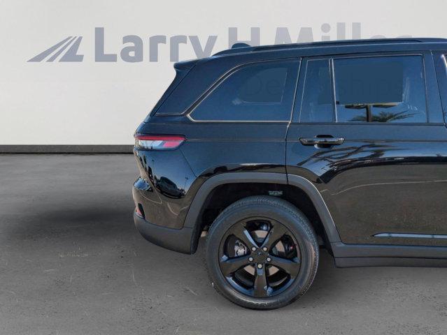 2023 jeep grand cherokee altitude