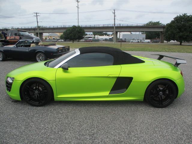 2011 audi r8 5.2l