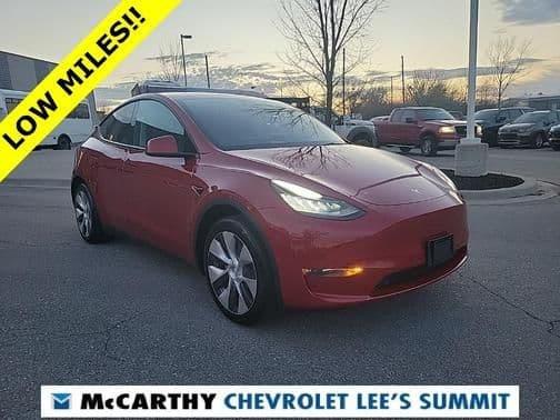 2021 tesla model y standard range in lees summit, missouri