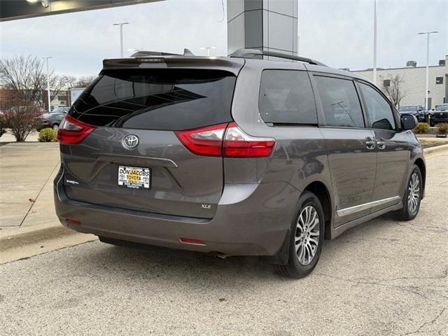 2020 toyota sienna xle