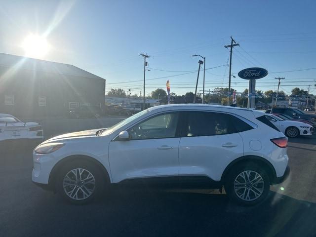 2022 ford escape sel