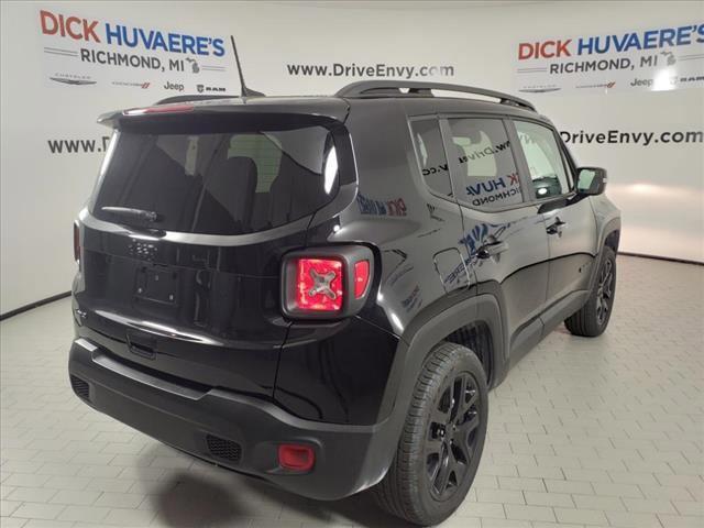 2023 jeep renegade latitude