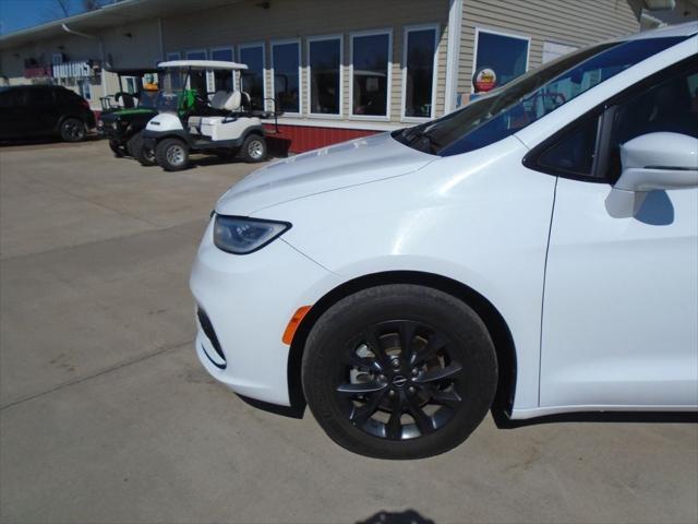 2021 chrysler pacifica touring l
