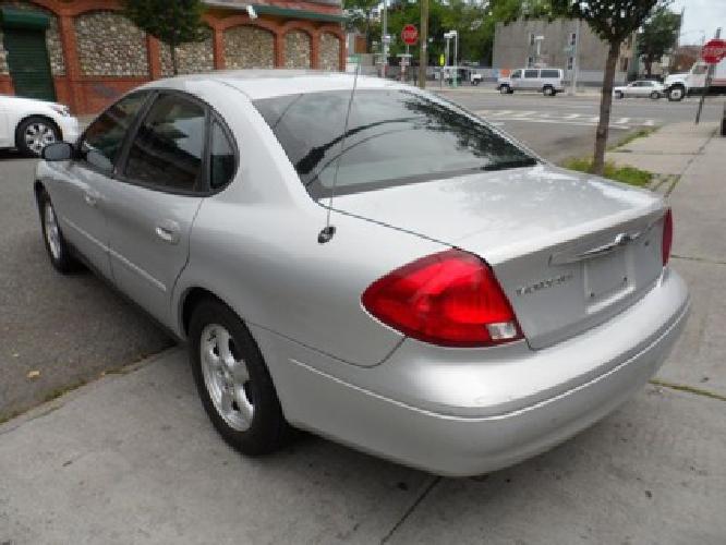 obo 2003 ford taurus ( low miles in northfield, oh