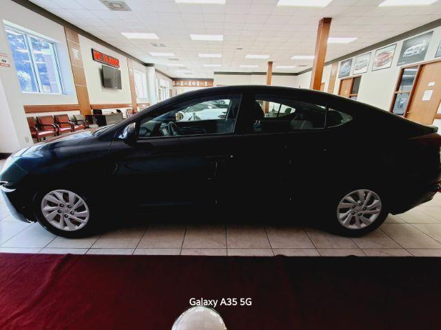 2020 hyundai elantra se