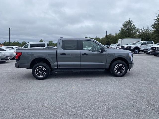 2023 ford f-150 lightning xlt