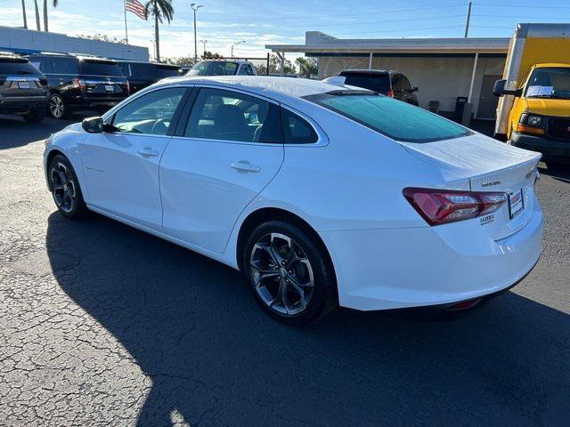 2022 chevrolet malibu fwd lt