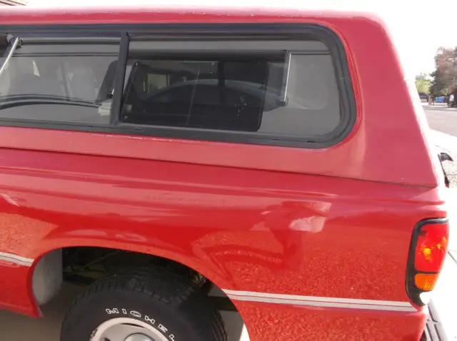 1994 mazda b4000 red pickup w/ camper shell 89,700 original miles
