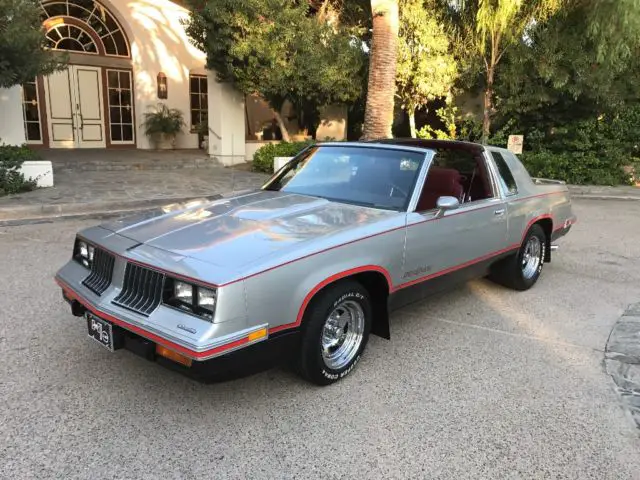 1984 oldsmobile hurst/ olds