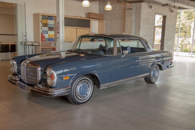 1971 mercedes-benz 280se 3.5 sunroof coupe