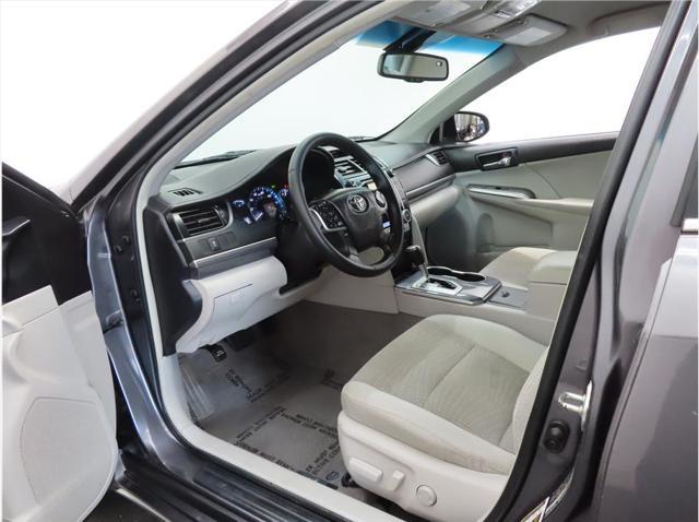 2014 toyota camry hybrid le