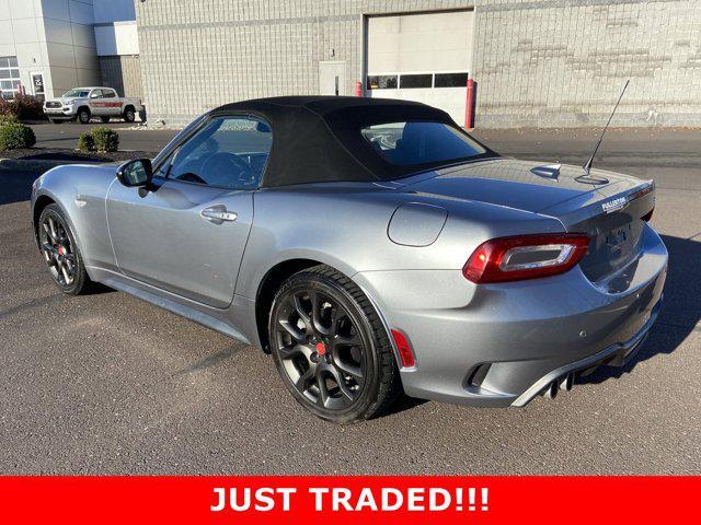 2017 fiat 124 spider base