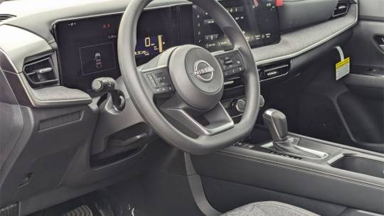 2025 Nissan Kicks