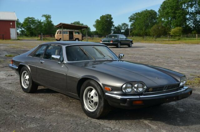 solid 12 cyl xjs coupe with good bones in need of restoration