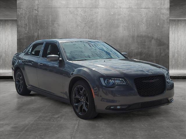 2023 chrysler 300 s