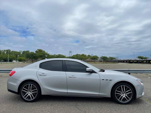 2015 maserati ghibli base