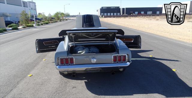 1970 ford mustang base