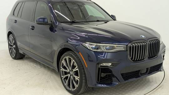 2022 BMW X7 m50i