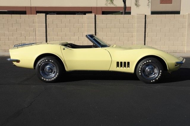 1968 chevrolet corvette awesome car.. 4-speed.. make offer..!!