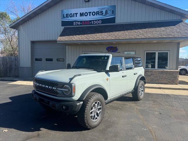 2022 ford bronco badlands advanced 4x4 4dr suv