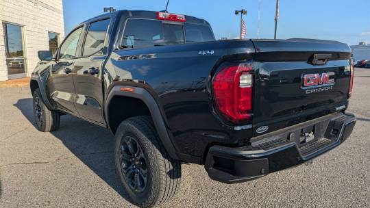 2024 GMC Canyon