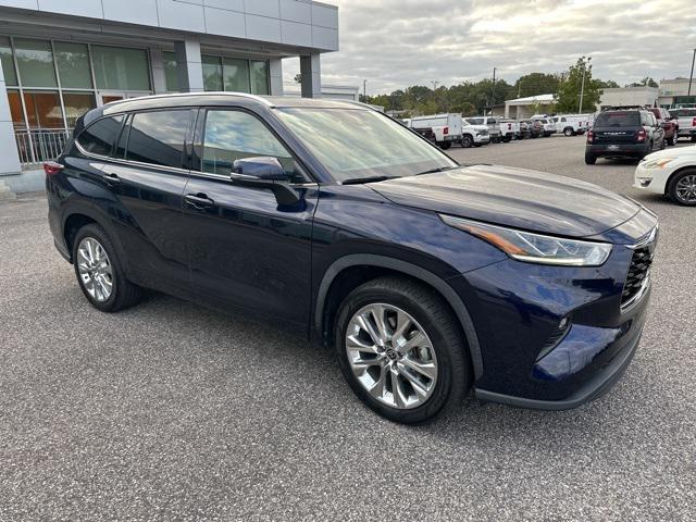 2021 toyota highlander limited