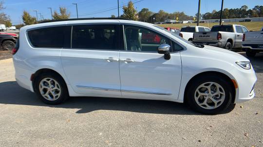 2023 Chrysler Pacifica