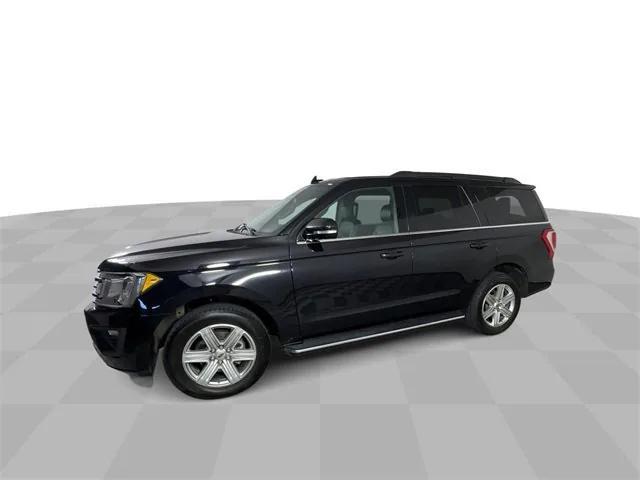 2019 ford expedition xlt