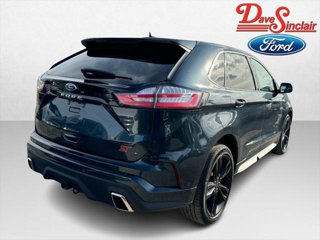 2022 ford edge st