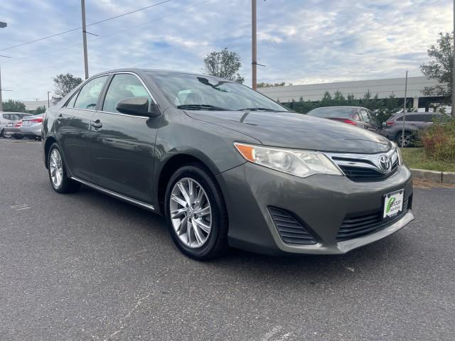 2013 toyota camry le