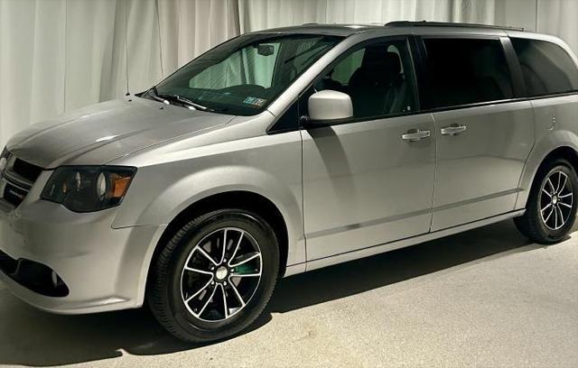2018 dodge grand caravan gt