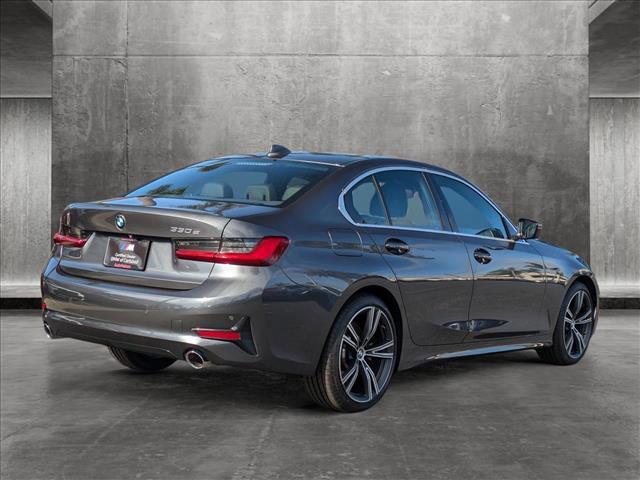 2021 bmw 330e base