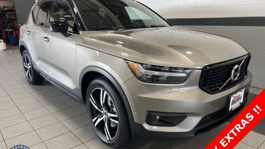 2022 volvo xc40 t5 r-design