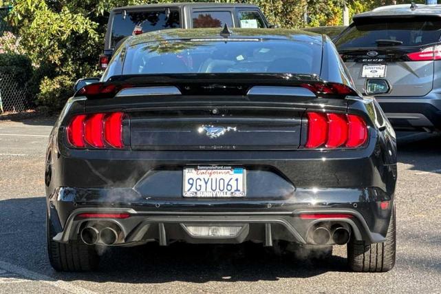 2023 ford mustang ecoboost premium