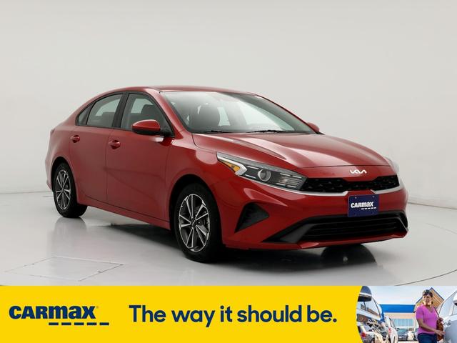 2022 kia forte lxs